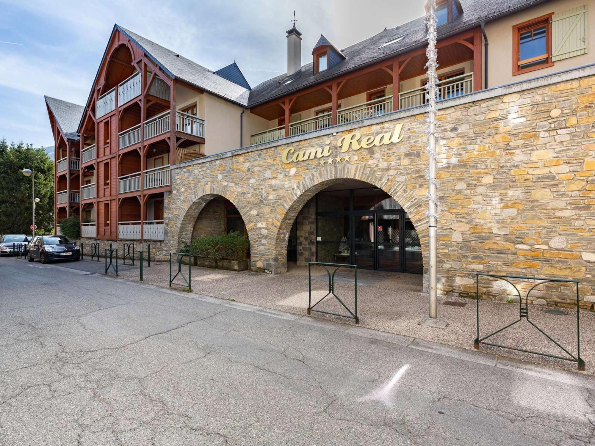 Appartement 10 Pers Avec Piscine, Sauna Et Parking En Centre-Ville De Saint-Lary-Soulan - Fr-1-296-394 Dış mekan fotoğraf